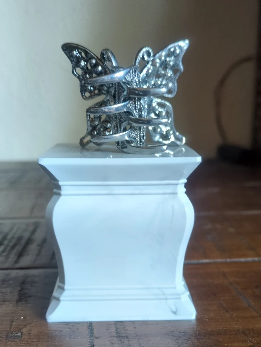 N/A sparkling silver